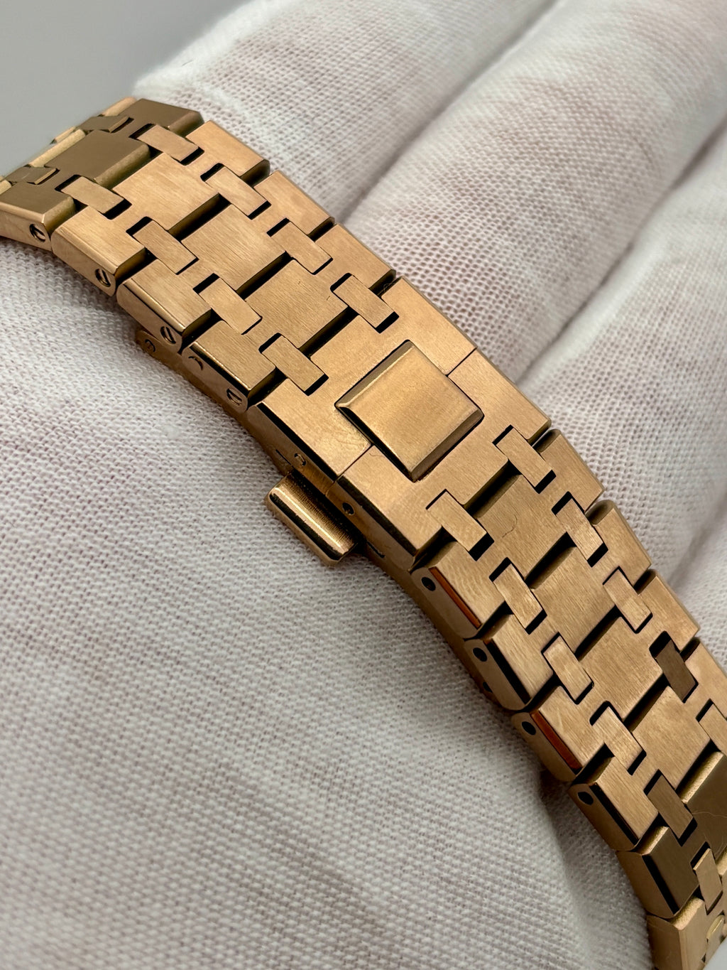 Royal Oak Or Rose Bleu