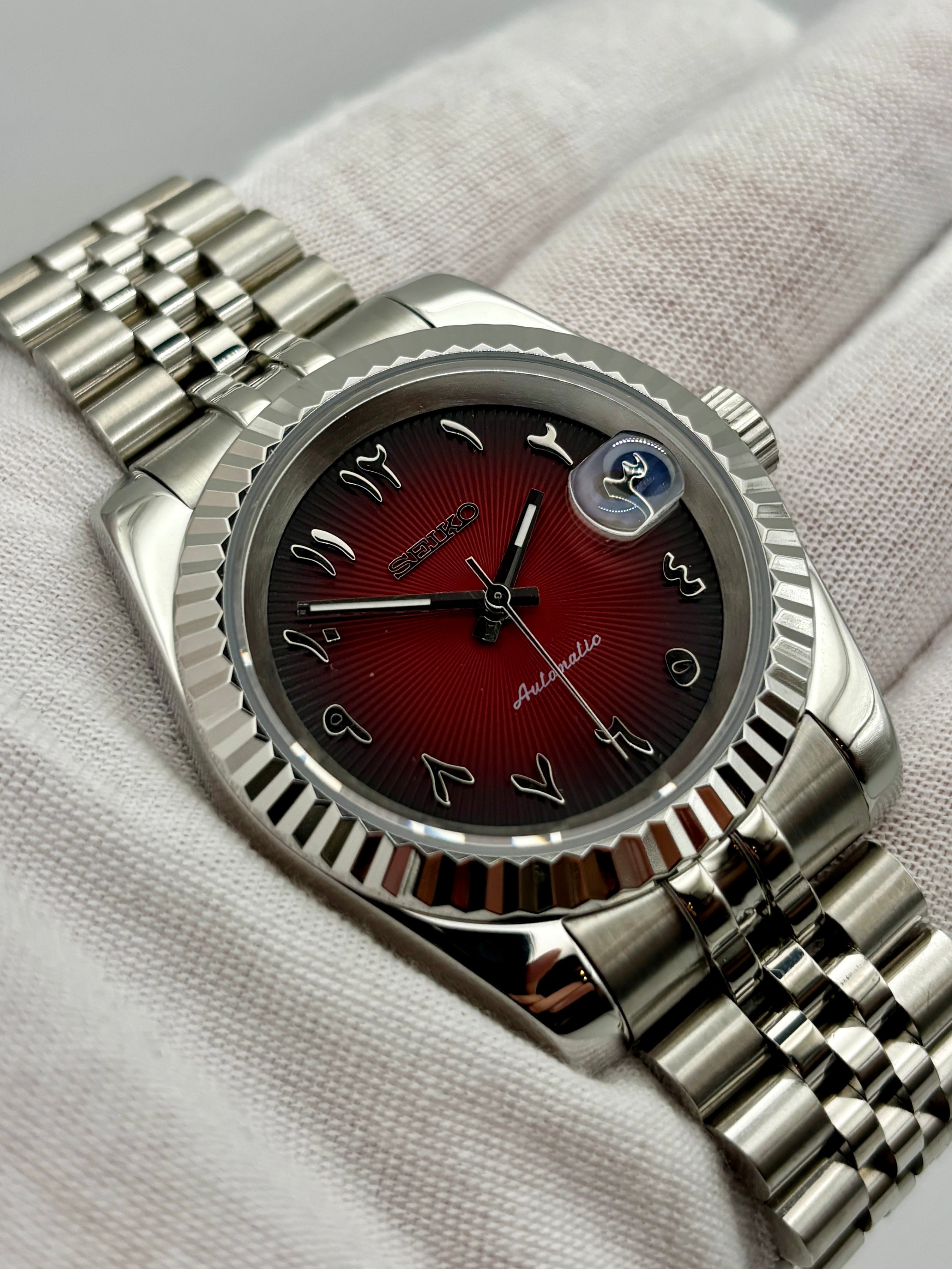 Date Just Arabic Dial Rouge